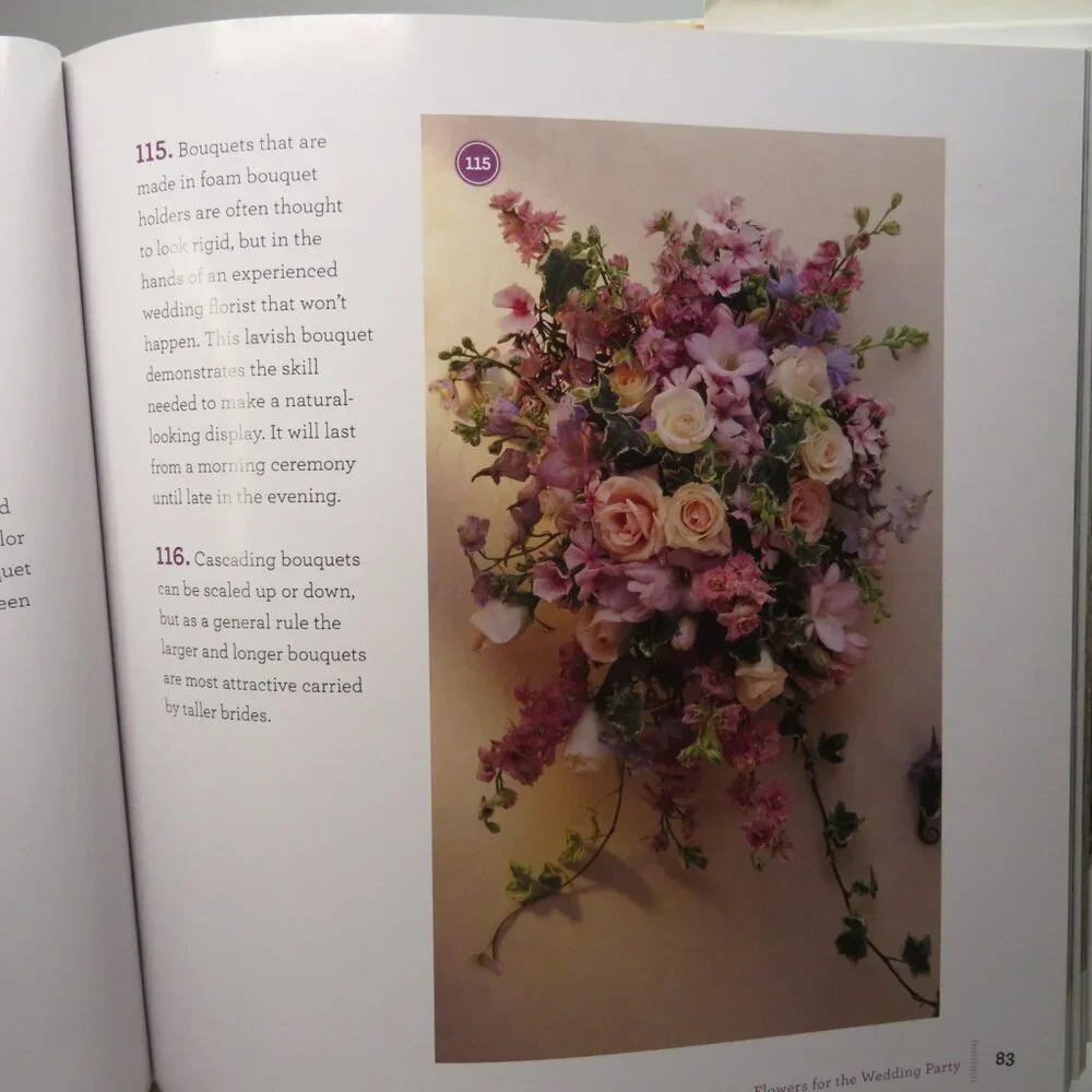 Beautiful Wedding Flowers VICTORIA hardback book